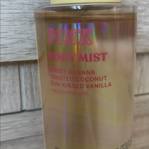 Victoria’s Secret PINK body mist “Sun-Splashed Vanilla & Dreamy” - Picture 2 of 3